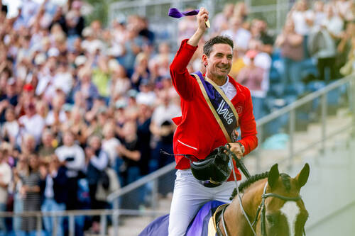Steve Guerdat (SUI) rides Dynamix de Belheme - Gold Medal Winners - FEI Jumping World Championship - Third Competition Individual Final at the FEI World Championships Aachen 2026Photo Credit: FEI/Benjamin Clark